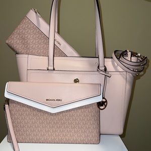 Michael Kors Maisie 3-in-1 Tote in Powder Blush (pink) Pebbled Leather